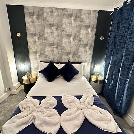 Beautiful Family Apartment Лондон Екстер'єр фото