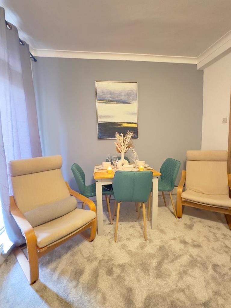 Beautiful Family Apartment Лондон Екстер'єр фото